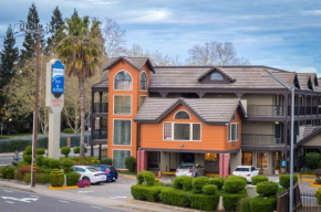  Executive Inn & Suites Sacramento  Сакраменто
